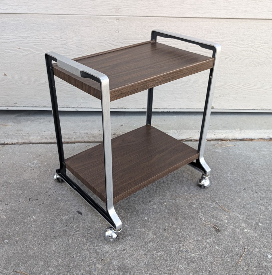 Vintage Mid Century Modern Aluminum Rolling 2-Tier Bar Serving TV Cart T35