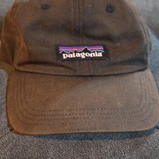 Patagonia P-6 Label Black Baseball Cap Adjust...