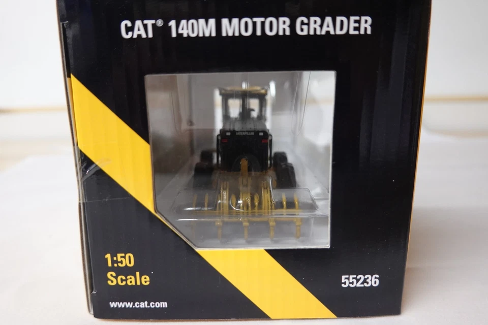 NORSCOT 55236 CAT 140M MOTOR GRADER  1:50 SCALE N.I.B - Image 4 of 4
