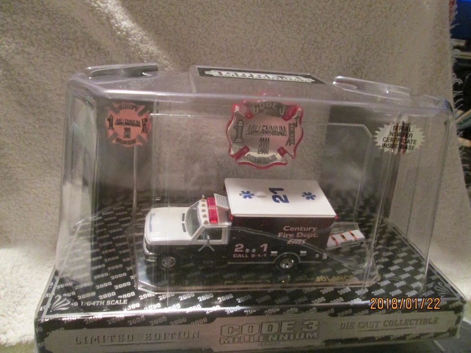 Ford F-350 92-97 millennium series purple ambulance RESCUE Code 3 TRUCK #21 1/64 - Image 4 of 4