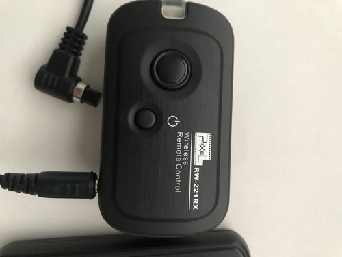 Pixel RW-221 Wireless Remote Commander Shutter Control for Nikon Cameras - Picture 9 of 13