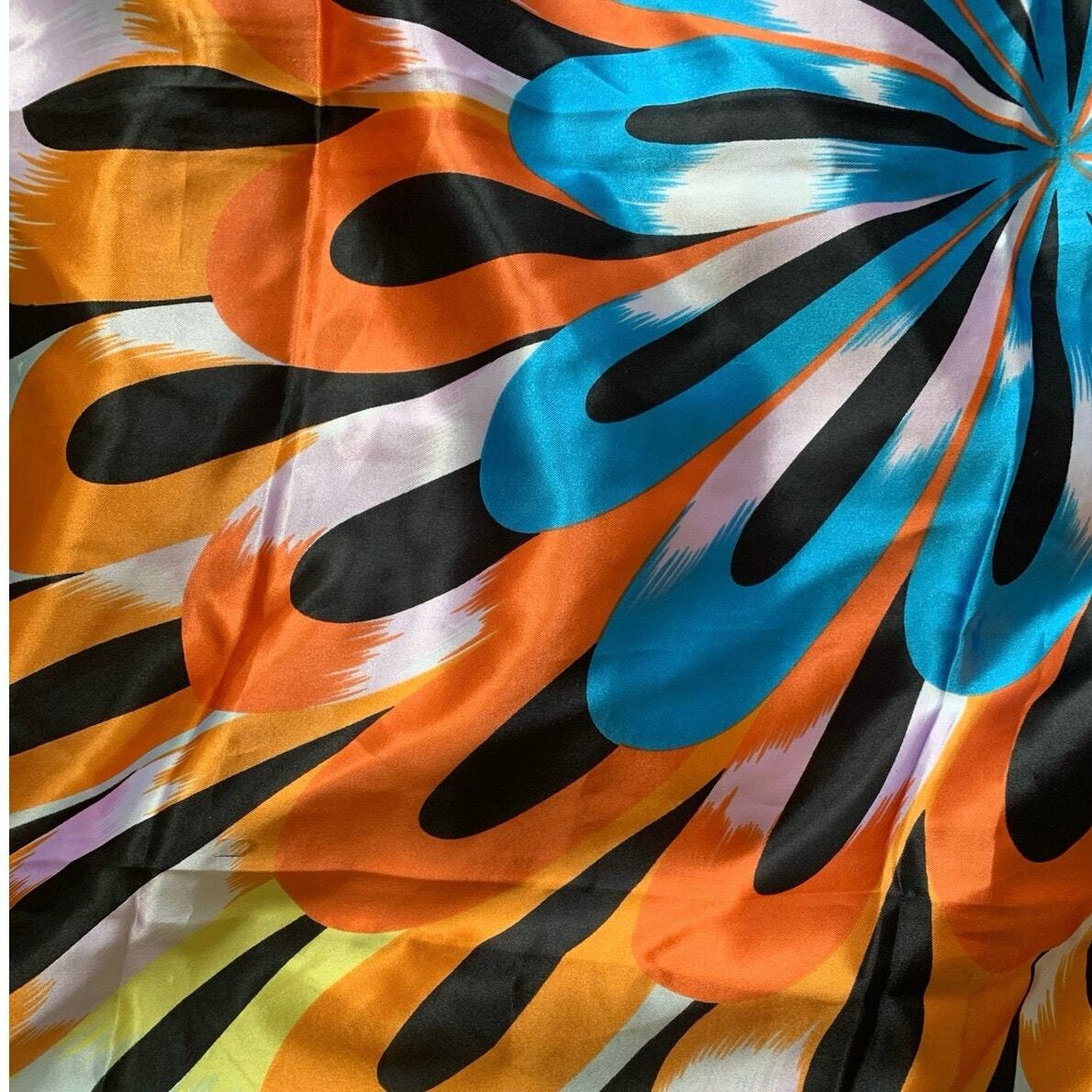 Psychedelic circular pattern satin MOSI scarf mul… - image 12