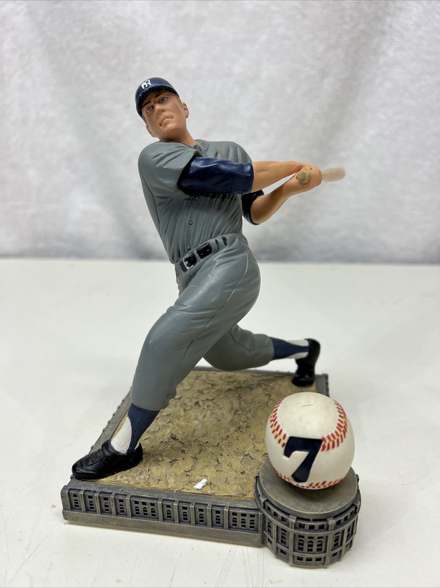 1995 MICKEY MANTLE FIGURINE COLLECTION SWITCH HITTER