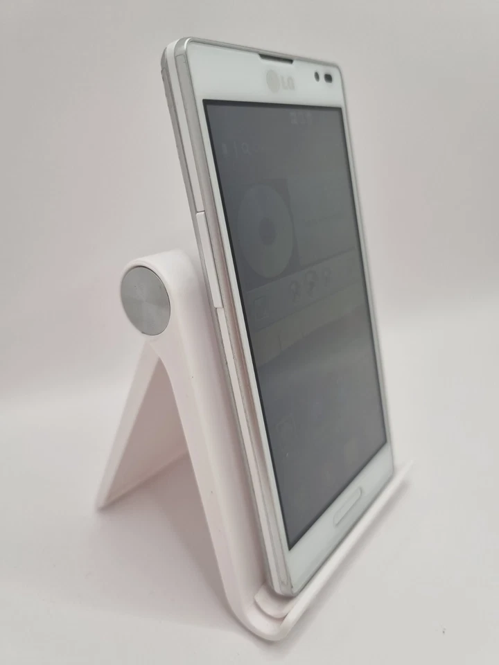 LG L70 D320N White Unlocked 4GB 4.5" 5MP Android Smartphone - Image 3 of 4