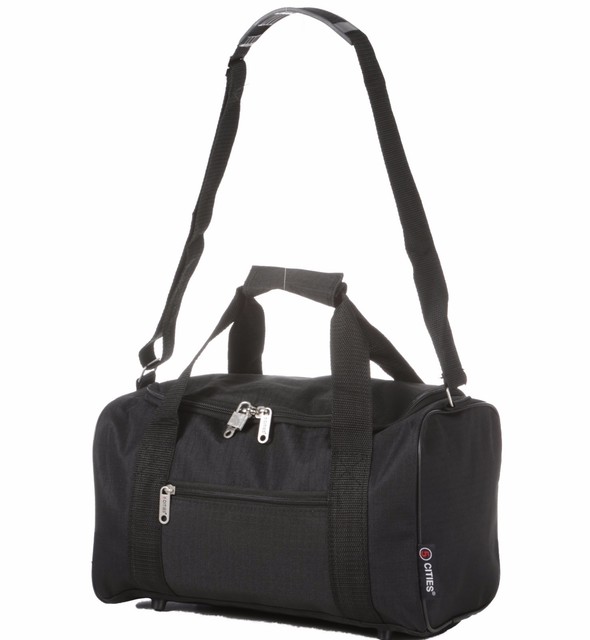 easyjet holdall size