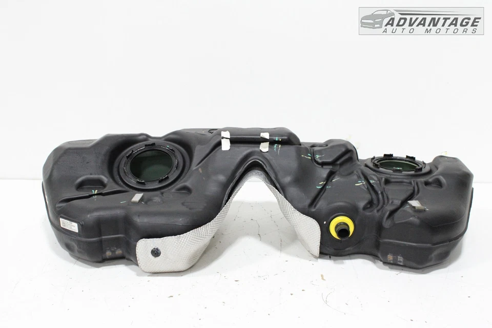 2016-2020 CHEVROLET CAMARO 3.6L GASOLINE FILLER FUEL TANK RESERVOIR BOTTLE OEM - Image 2 of 4