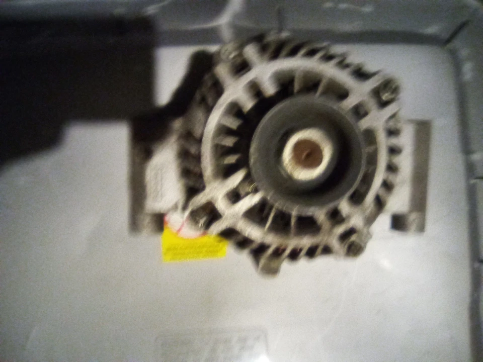 Alternador para um Ford Focus 2011, é recondicionado, nunca usado - Imagem 3 de 4