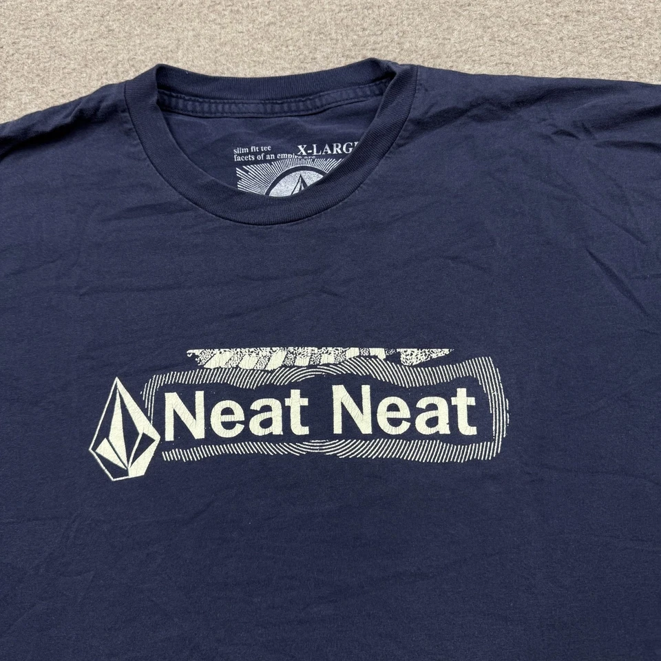 Volcom Men's Shirt Size XL Blue Short Sleeve Vintage Y2K Surfer Outdoor Beach - Image 4 of 4