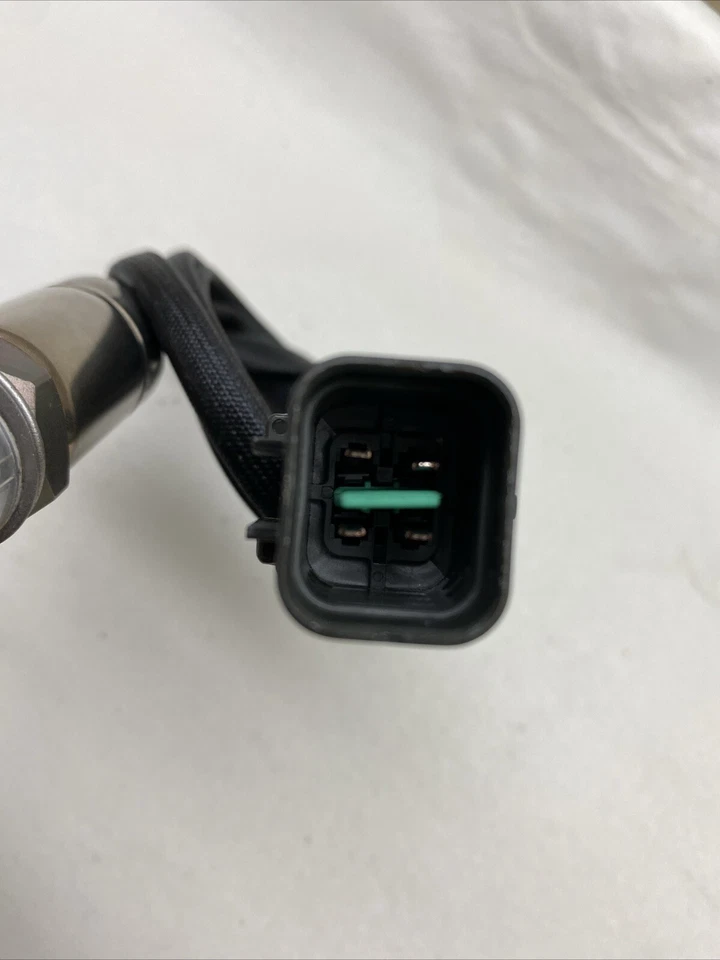 Sensor de oxígeno CARQUEST 13412 para Chrysler Dodge Mitsubishi Eclipse Galant 97-05 Foto 2 de 4