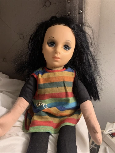 Vintage MATTEL 1964 Brunette SCOOBA DOO Beatnik Doll No Voice WITH BOX