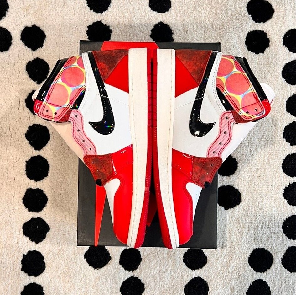 送料・関税込 ★ Jordan 1 Retro High Spider-Man Next Chapter Nike Air Jordan 1 High OG Spiderman NEXT CHAPTER DV1748-601