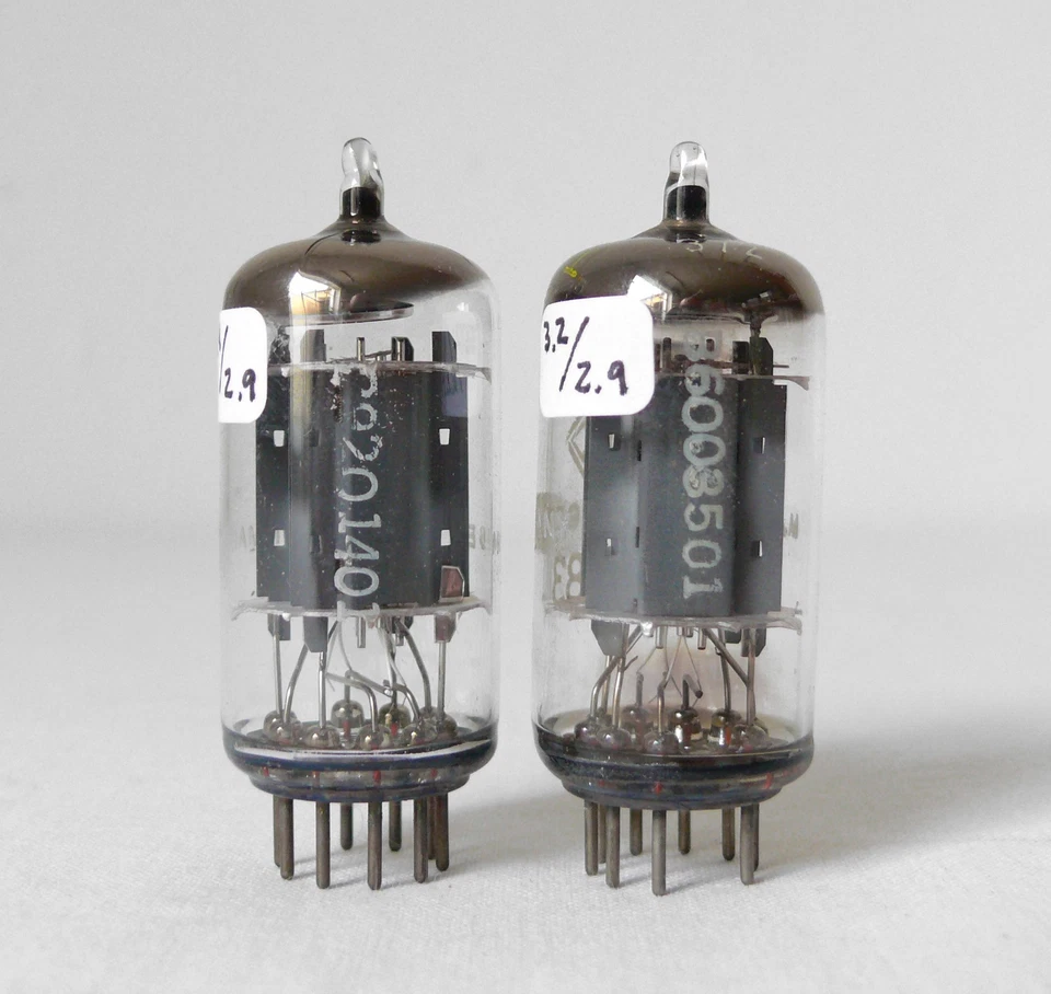 PERFECT MATCHED PAIR NOS TUBES ECC83 12AX7 TELEFUNKEN SMOOTH PLATES - Image 3 of 4