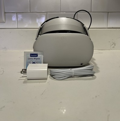 Meta Oculus Quest 2 - 128GB VR Headset With BoboVR M2 Pro Headstrap