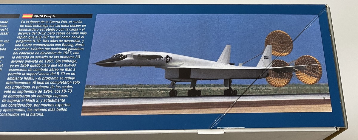 ITALERI XB-70 Valkyrie　バルキリー　1/72モデル 未組立 Amazon.com: Italeri XB-70 Valkyrie : Arts, Crafts & Sewing