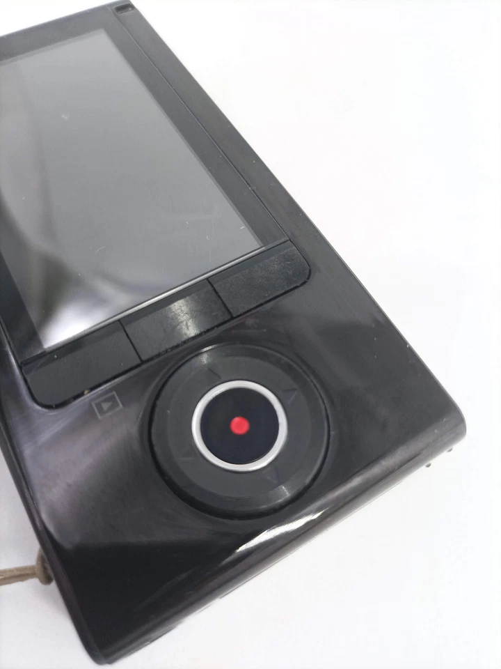 Sony MHS-FS2 HD Bloggie Duo Dual Screen Digital Camera Still & Video Camcorder  - Image 3 of 4