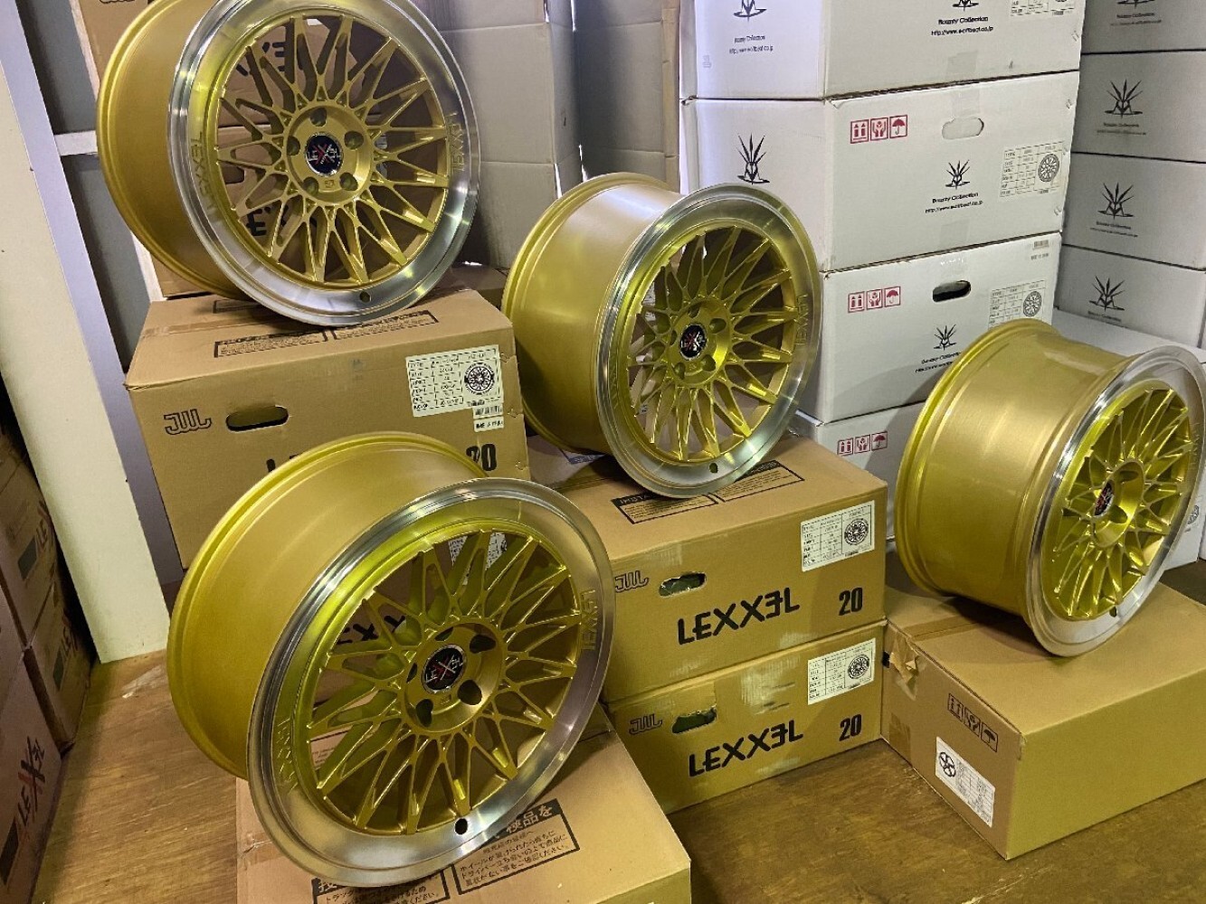 JDM Wheels LEXXEL 20x9J/10J 5x114.3 35/40 LEXXEL WHEEL MASTERPIECE Set4