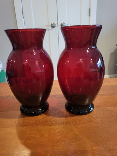 Vintage Anchor Hocking Royal Ruby Glass Vase 6.5" - Set of 2