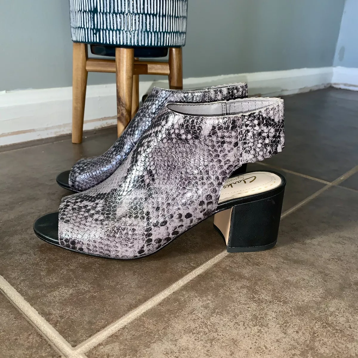 Clarks top somerset sandals