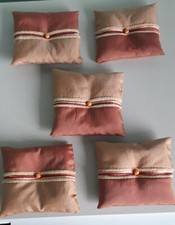 5 petits coussins de LAVANDE bio et très parfumée