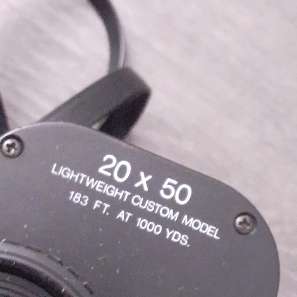 A Vintage Pair of Pathescope 20 x 50 Field Binoculars , Nice Condition - Image 3 of 4