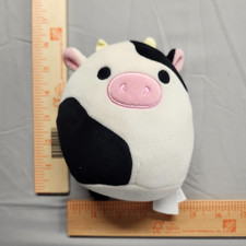 Squishmallows Select Series: 3.5-Inch Clip Connor Black And White Cow