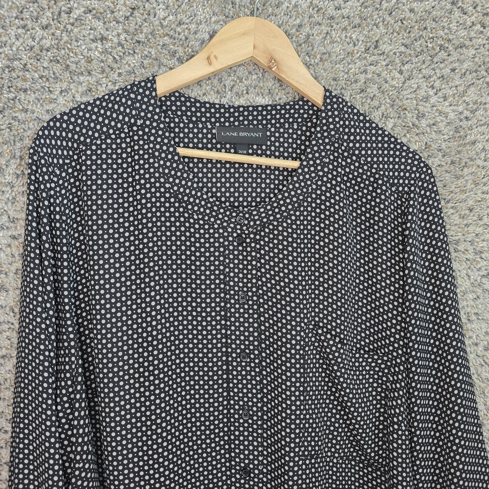 Blusa Lane Bryant Top Mujer Plus 26/28 Negra Lunares Popover Bolsillo Transparente Foto 4 de 4