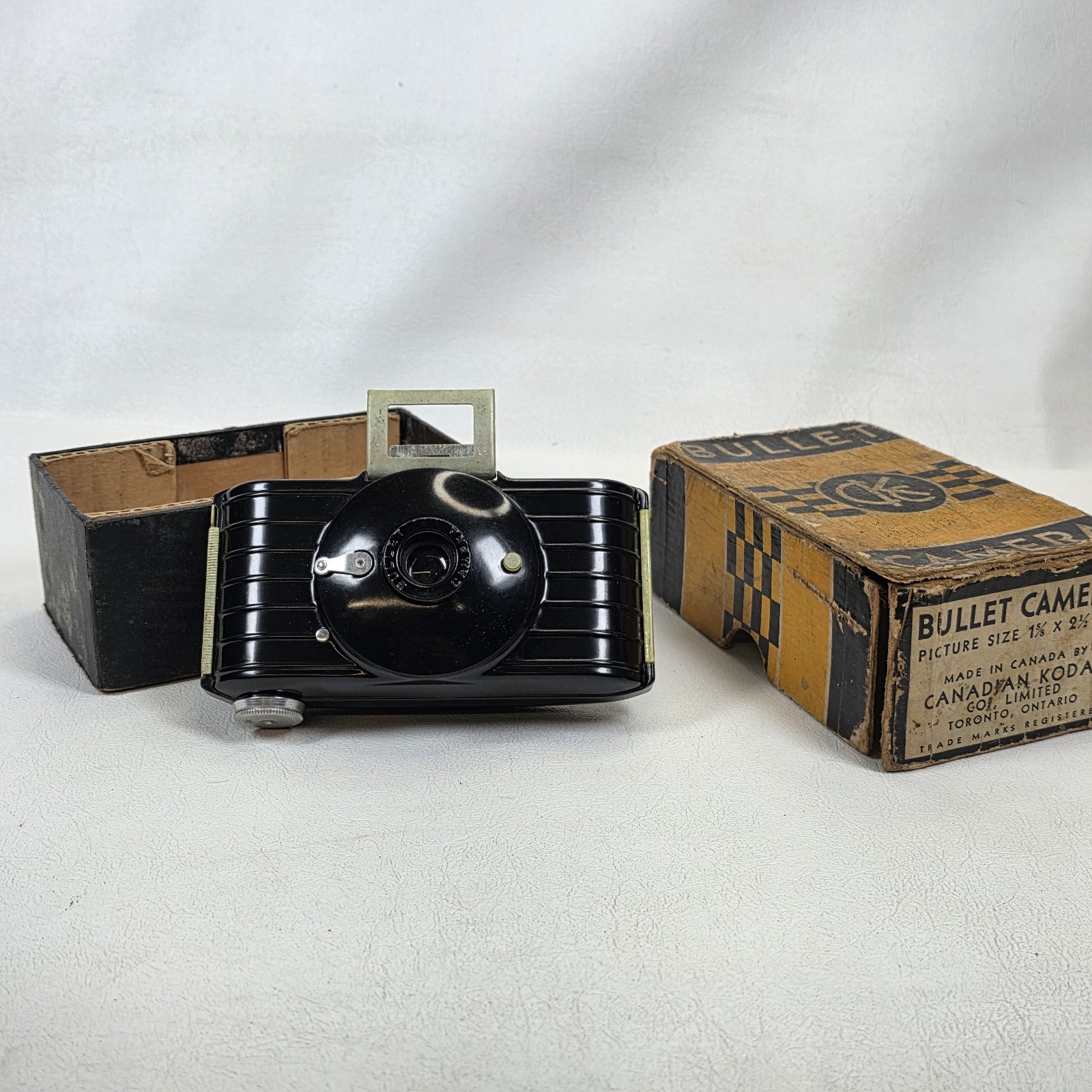 VINTAGE EASTMAN KODAK BULLET ART-DECO STYLED BLACK CAMERA