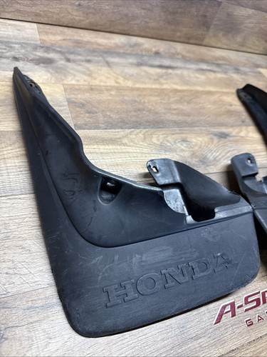 88-91 Civic 4 door sedan Front Mudflaps. OEM - Picture 2 of 16