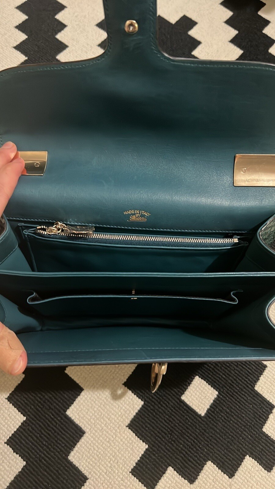 Gucci Python Medium Shoulder Bag Green - image 12