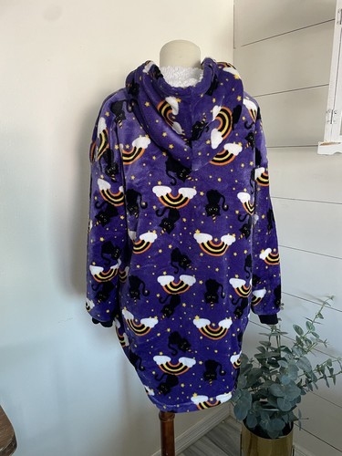 Girls Fleece Hooded Lounge Pullover Sweater Purple With Black Cats Halloween - Picture 4 of 4