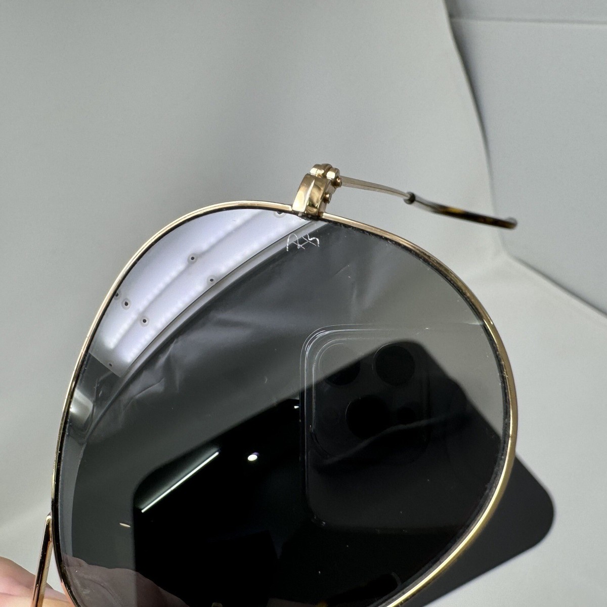RAY BAN RB3025 181 71 Aviator Gold Unisex 58mm Sunglasses  display picture 3