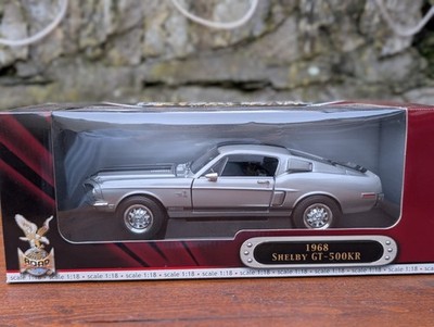 Road Signature Ford Shelby GT 500-KR 1968, silber, 1:18 - Deluxe Edition