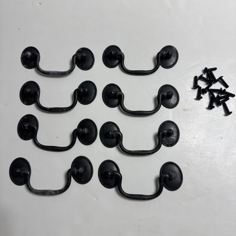 Puxadores de gaveta vintage preto liso com alguns parafusos incluídos - Imagem 2 de 4