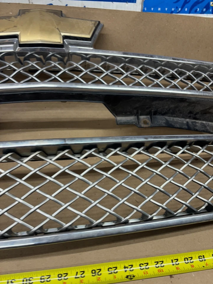 Juego de insertos de rejilla originales Chevrolet Chevy Avalanche Tahoe Suburban 2007-2015 Foto 4 de 4
