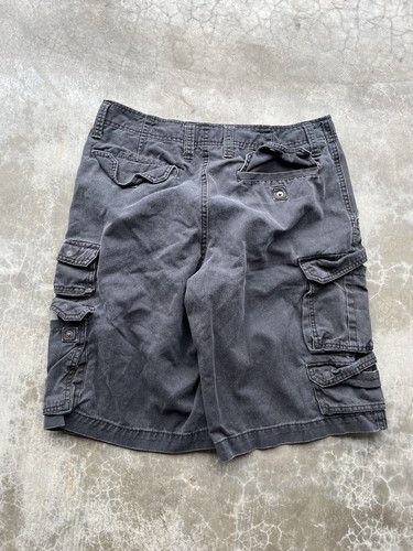 Vintage No Boundaries Black Baggy fit Cargo Shorts 32 - Picture 3 of 4