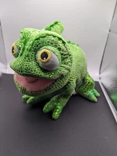Disney Parks Tangled 12” Pascal Rapunzel’s Chameleon Lizard Green Metallic Plush