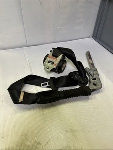 BMW 5er E61 E60 Sicherheitsgurt Gurtstraffer links Fahrersitz 6016298 6983385