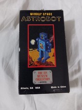 VINTAGE THE TIN MUSEUM COLLECTION WIND UP SPACE ASTROBOT TOY WESTMINSTER MUSEUM