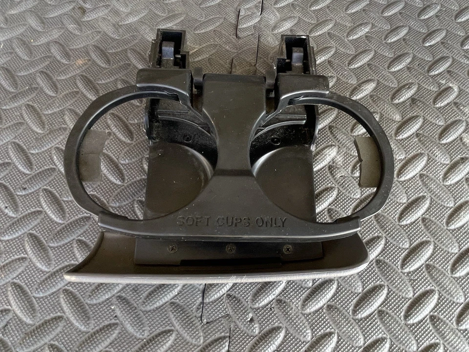 Portavasos gris Toyota Sequoia y Tundra 2000-2006 OEM Foto 3 de 4