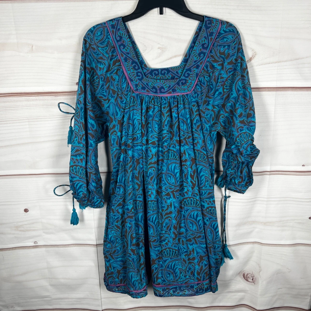 green velvet mini dress long sleeve Emerald Green Velvet Long Sleeve Mini Dress