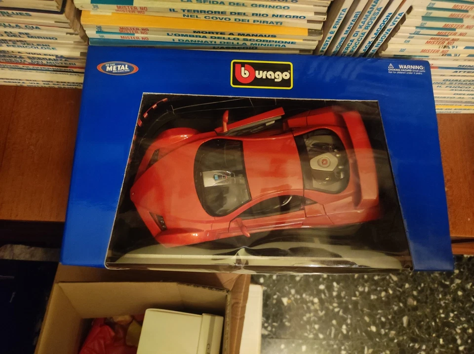 Giugiaro Prima Design Rossa Bburago 1/18 Die Cast - Immagine 4 di 4