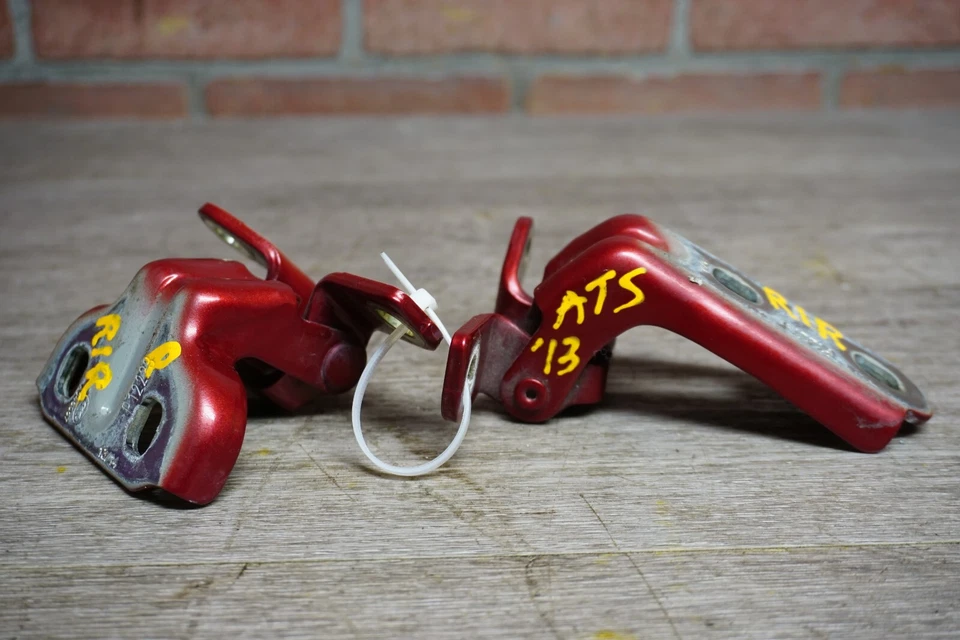 Juego de bisagras de puerta superior e inferior trasera derecha roja Cadillac ATS 2013-2018 sedán OEM Foto 3 de 4