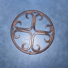 Decorative Round Cast Iron Trivet Kitchen Hot Pad 7-3/4” Wide FAST FREE SHIPPING