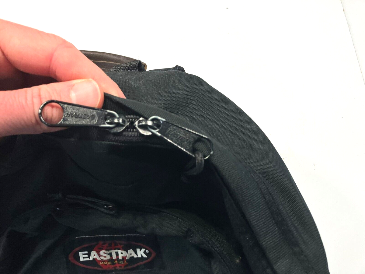 Vtg 90s EASTPAK Black LEATHER-BOTTOM BACKPACK Outdoor Trail Gym