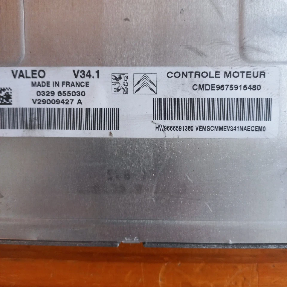 CALCULATEUR PSA -DÉCODÉ- VALEO V34.1 V29009427A /CMDE 9675916480 / HW 9666591380 - Image 2 of 2