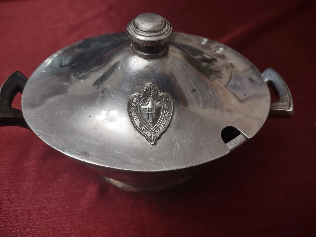 シ*ー様 宝物トークン　ステンレス International Silver Co Silver Soldered Conrad Hilton Soup Tureen