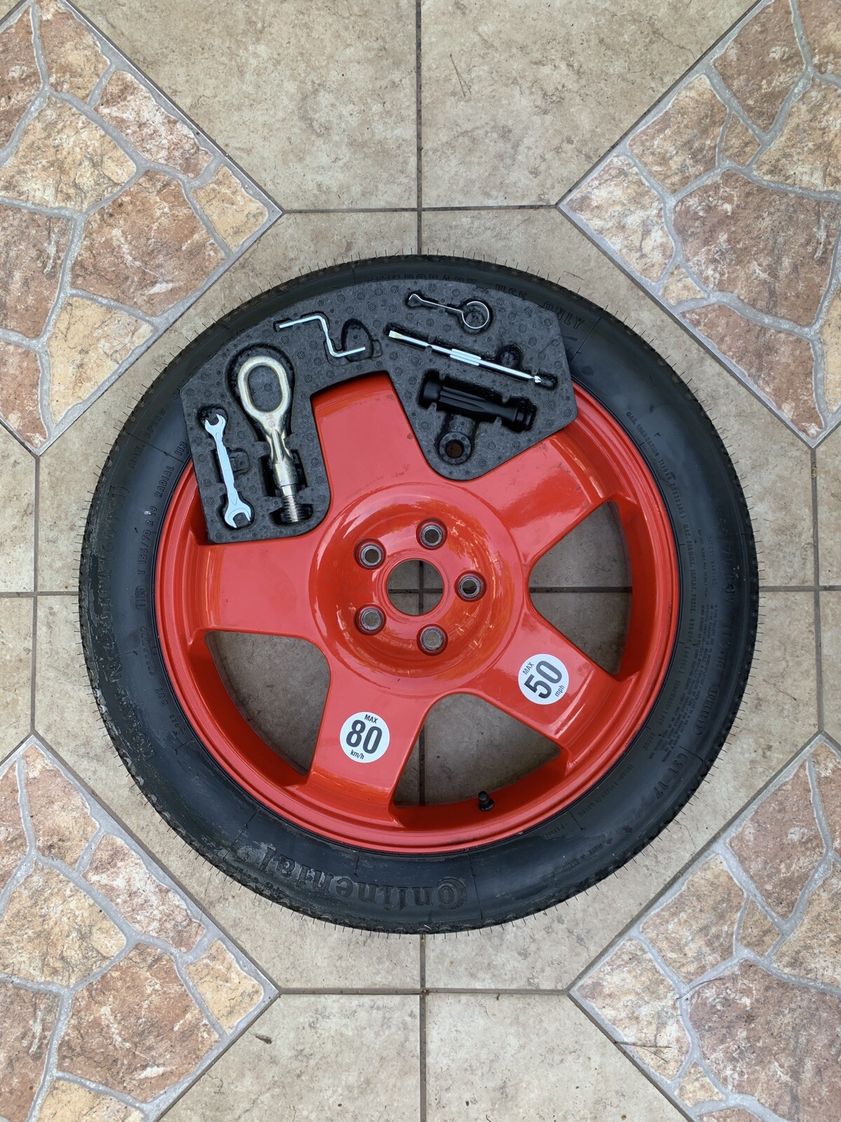 Bentley Continental GT 2005-2009 Spare tire