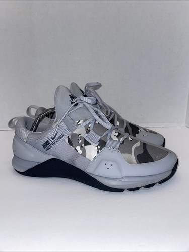 nike tech trainer camo
