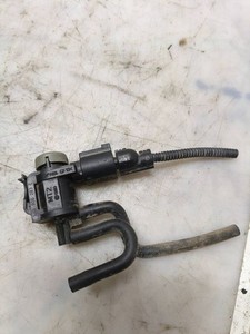 Audi A6 S6 C4 4A 1996 Benzin 128kW Turbolader Druckwandler Magnetventil KEG27422