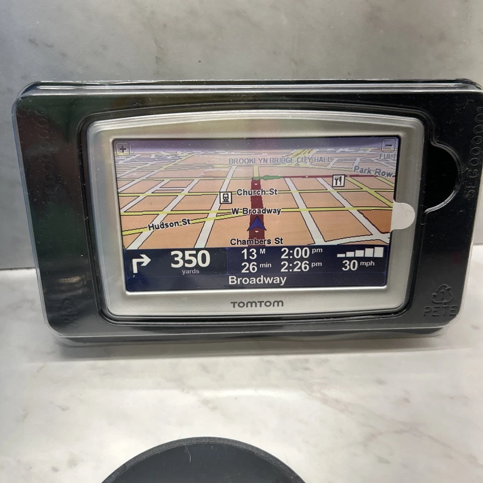 TomTom XL 330S Automotive Mountable Text-to-Speech Open Box New - Image 3 of 4